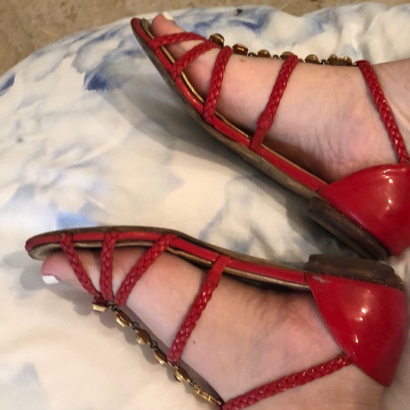 Chanel red patent sandals size 36 - Picture 4 of 8